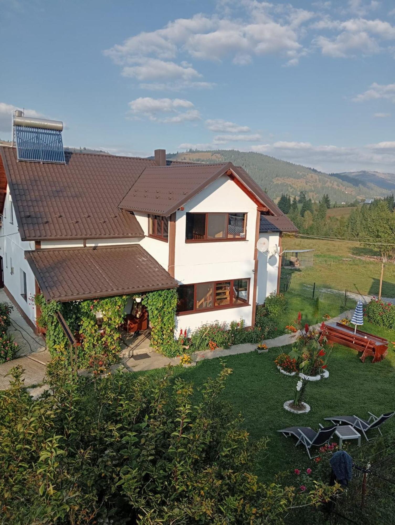 Affittacamere Casa Vasy Vatra Dornei Esterno foto